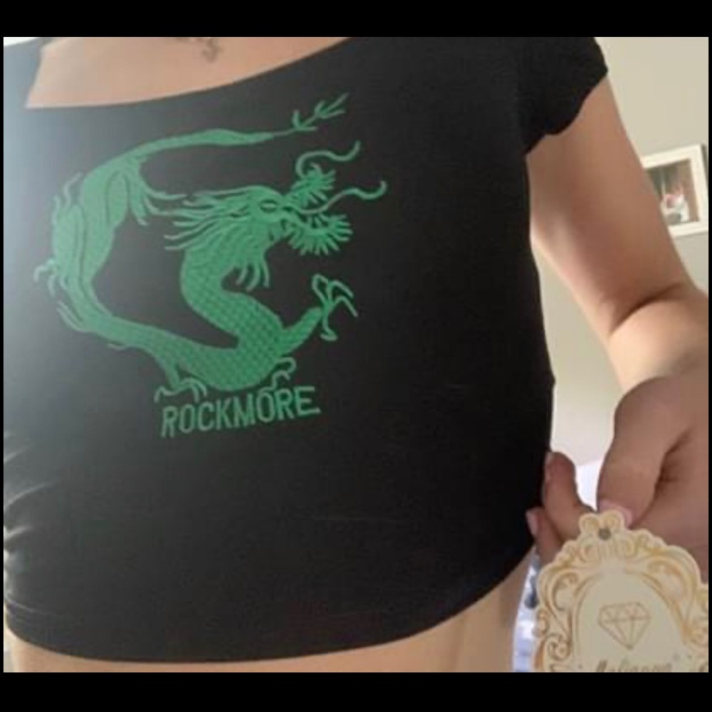 Black dragon crop top
